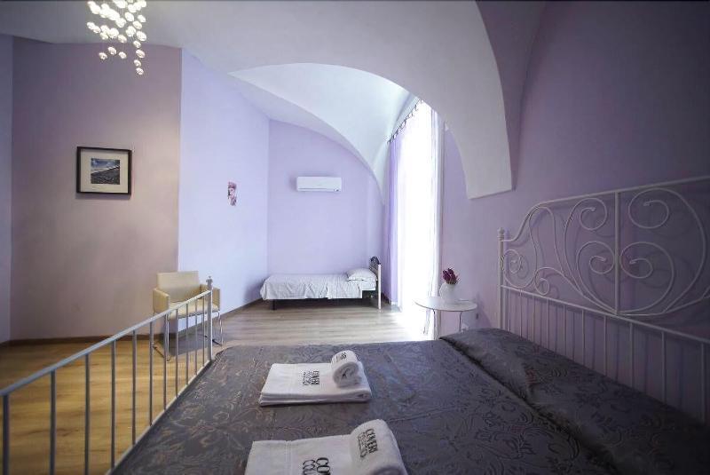 B&B Favola Mediterranea Катания Экстерьер фото